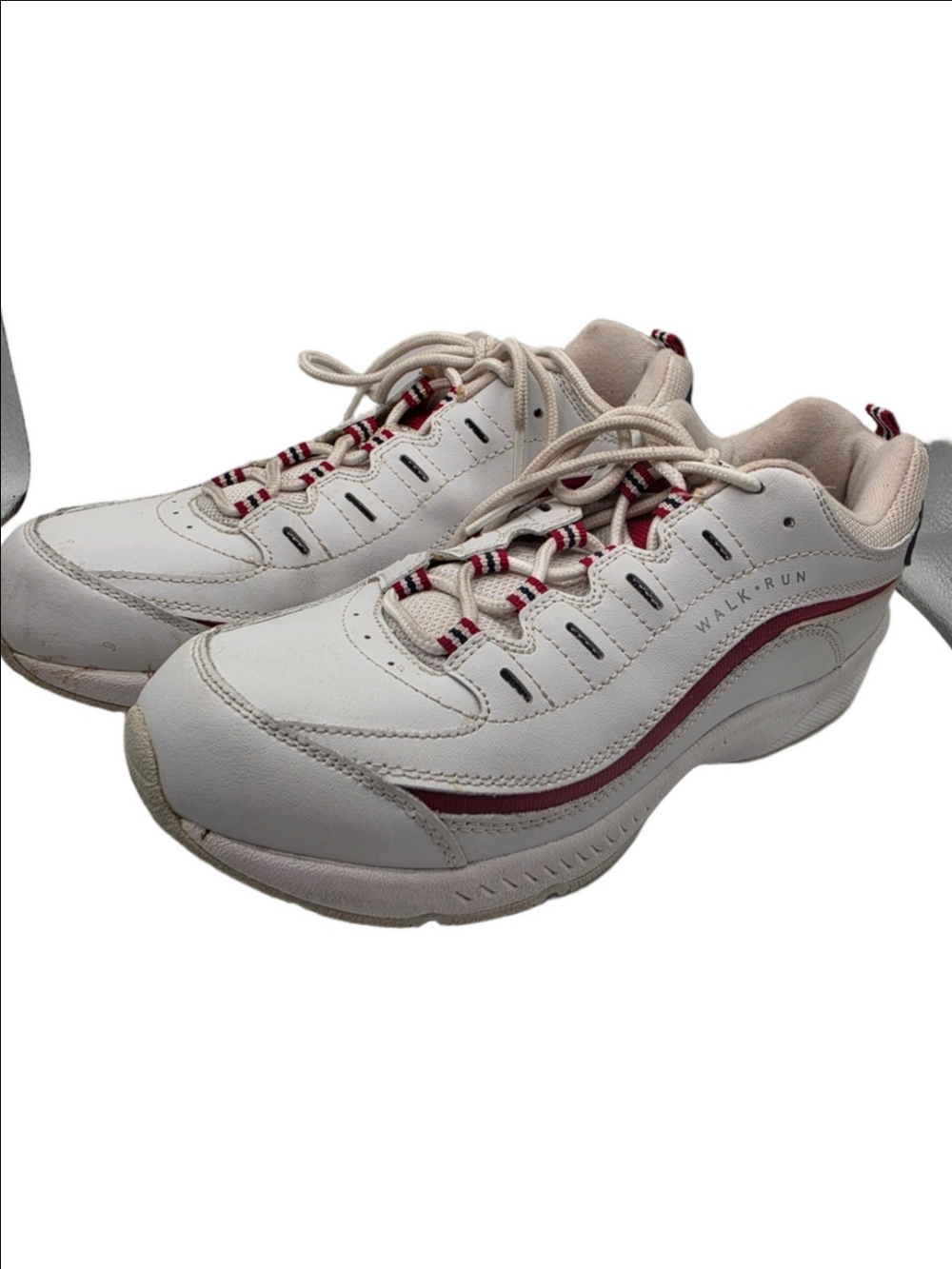 Easy Spirit Women's White Walk Run Romy Classic Walking Shoes Size 8.5
